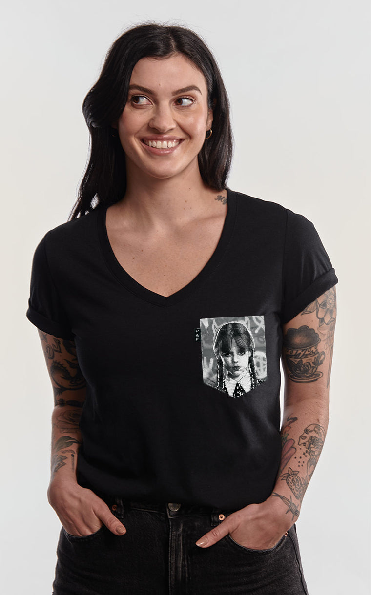 Midweek Semi-Fitted V-Neck Pocket