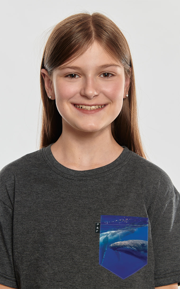 T-shirt à poche Baleine