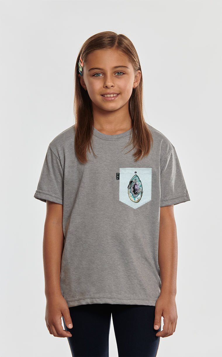 Agate the power pocket t-shirt