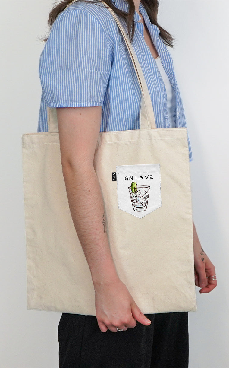 Yvon pocket tote bag makes me thirsty