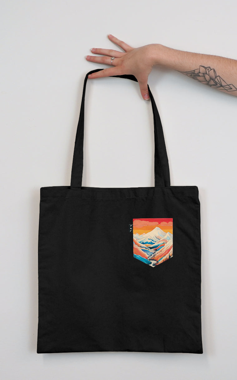 Sua poud pocket tote bag