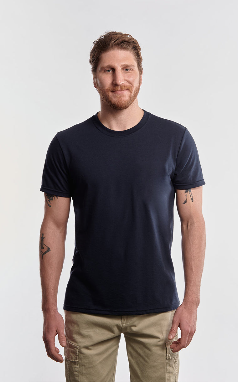 Men's T-shirt with no pocket