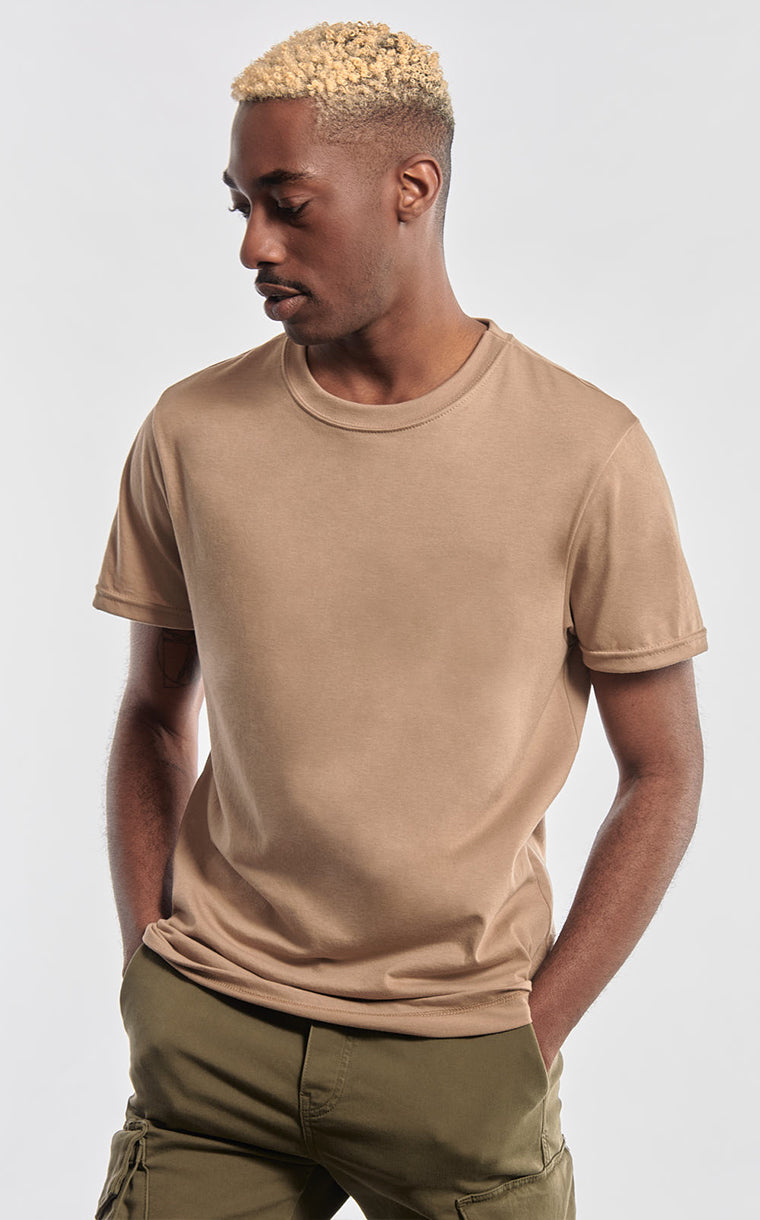 Men's T-shirt with no pocket