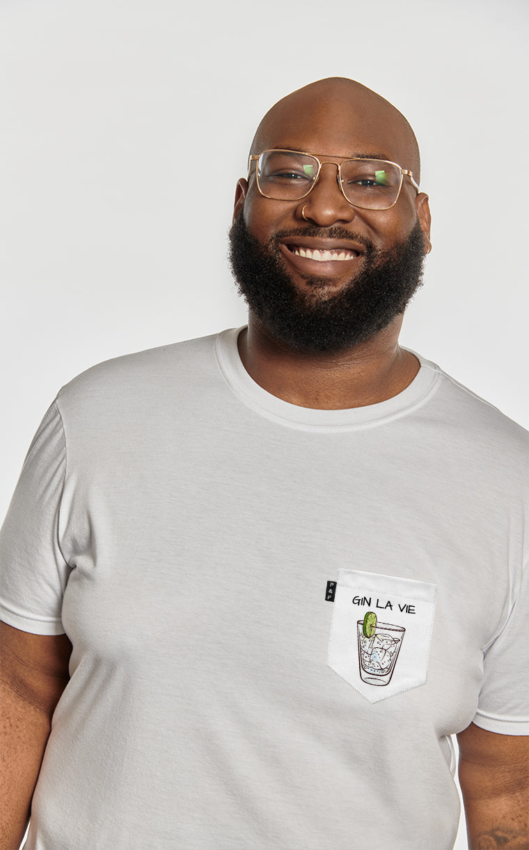 Yvon pocket t-shirt makes me thirsty