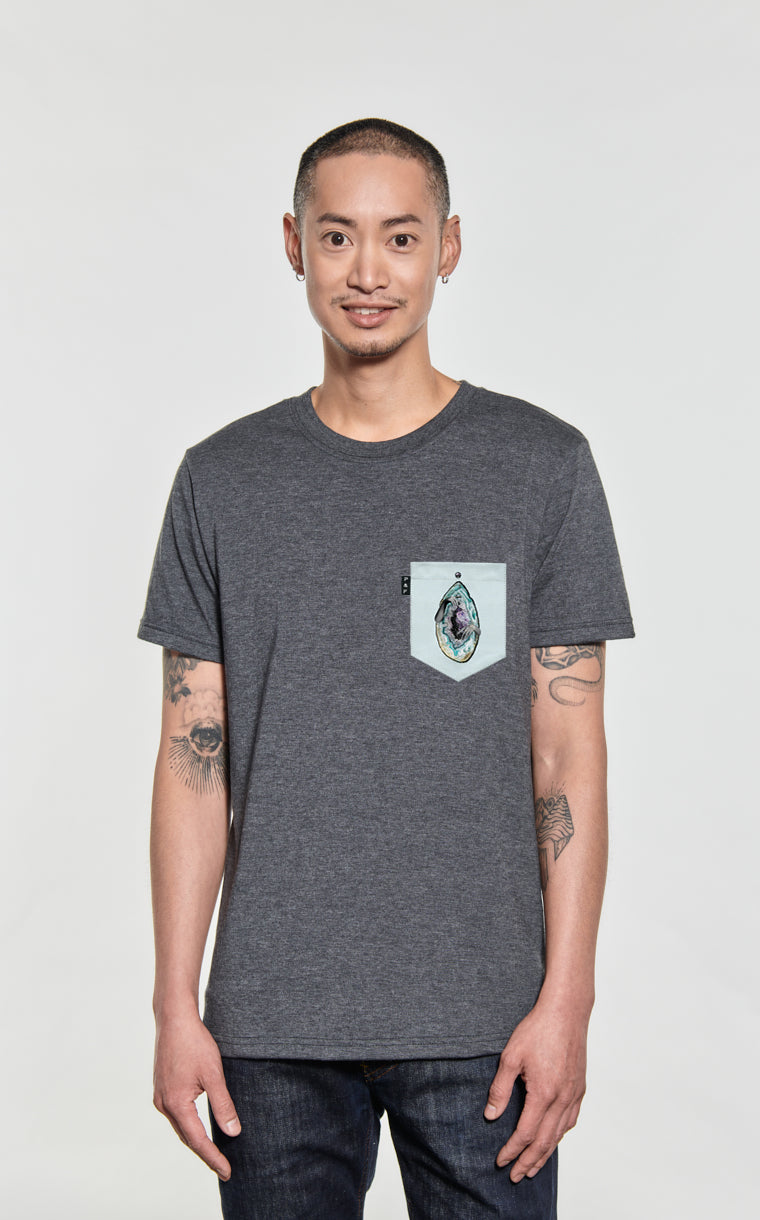 Agate the power pocket t-shirt