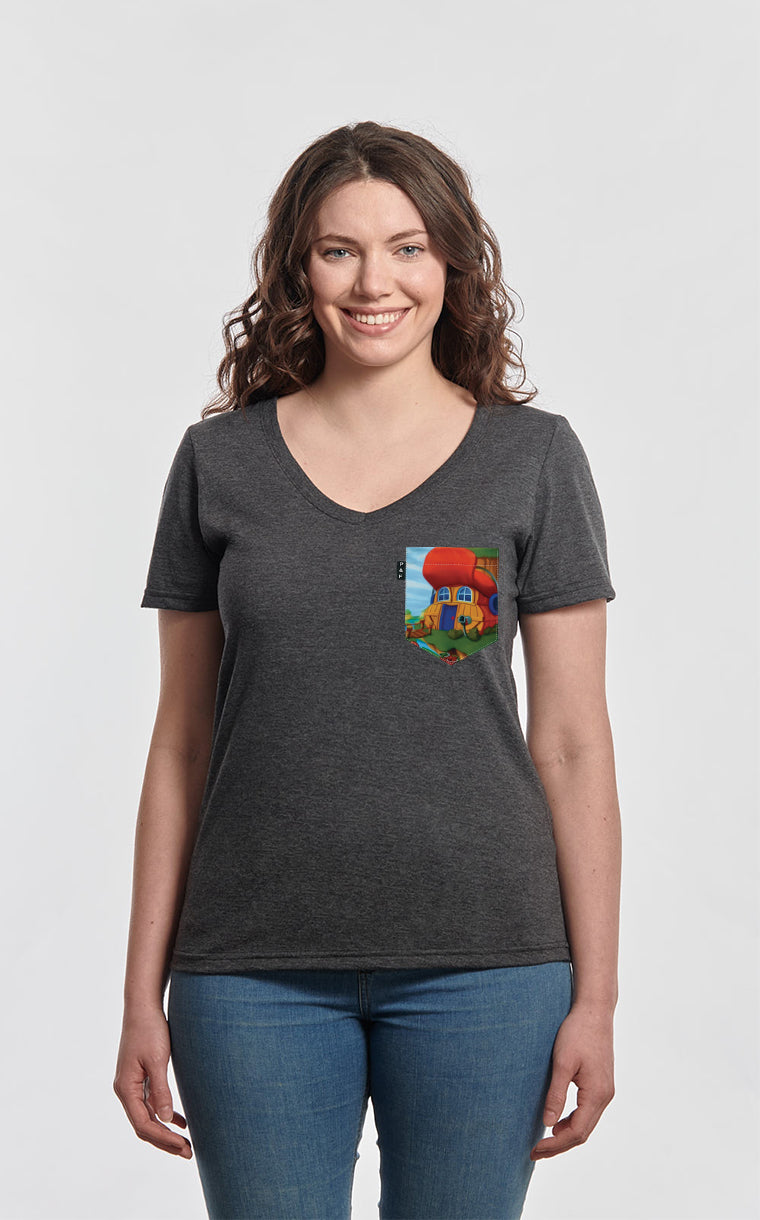 Semi-fitted V-neck with Add Owl pocket