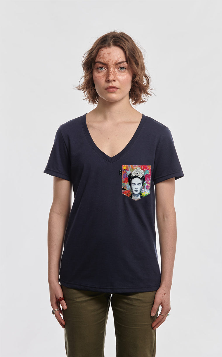 Kahlo Semi-Fitted V-Neck with Pocket