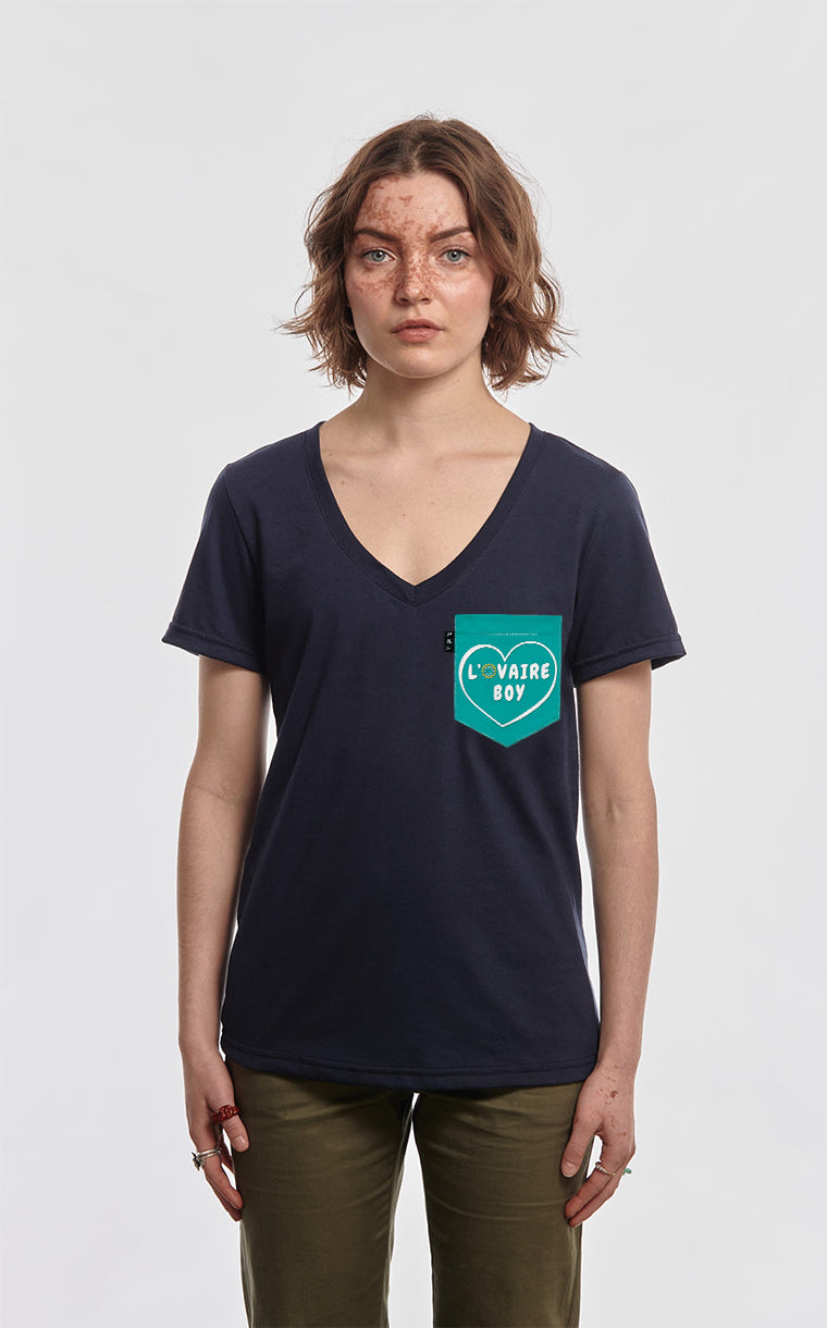 Semi-fitted V-neck with pocket L'ovaire boy turquoise