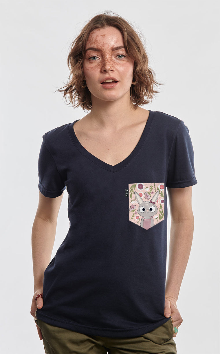 Semi-fitted V-neck with Lapin Marguerite pocket