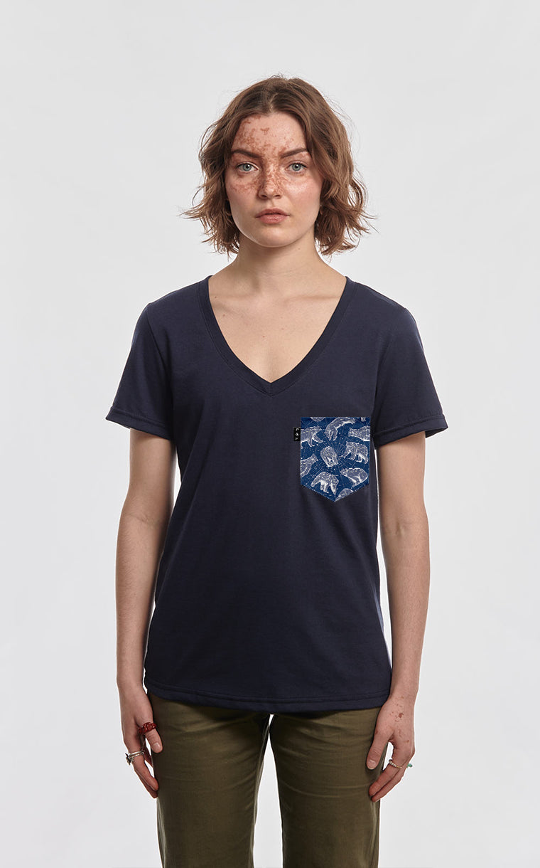 Semi-fitted V-neck with Polar Bear Pocket