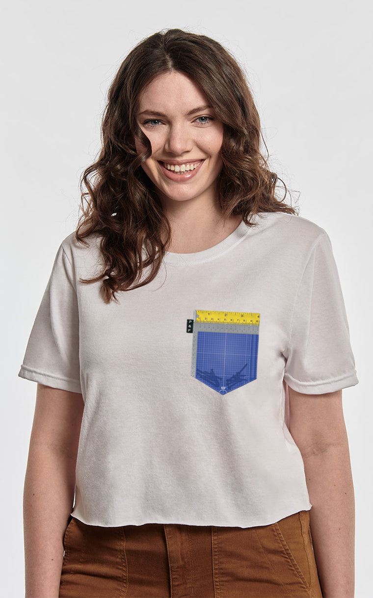 4 inch strong pocket crop top t-shirt