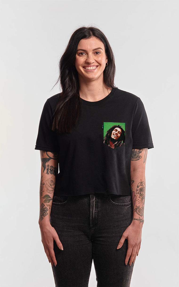 T-shirt « crop top » à poche Bob avec Cheveux