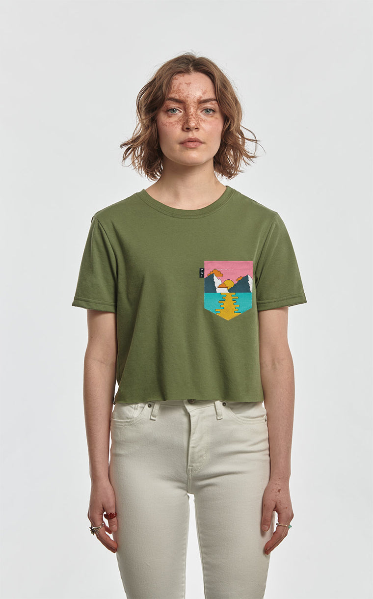 T-shirt « crop top » à poche Dans la vallée (oh oh)